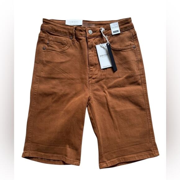 NWT Judy Blue Brown garment dyed high rise denim Bermuda short size medium - Picture 1 of 6